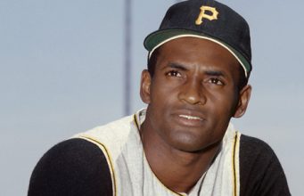 Día anual de Roberto Clemente