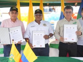 Gobernadores de Venezuela y Colombia firman acuerdo binacional