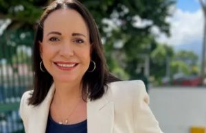 María Corina insiste en regresar a Venezuela