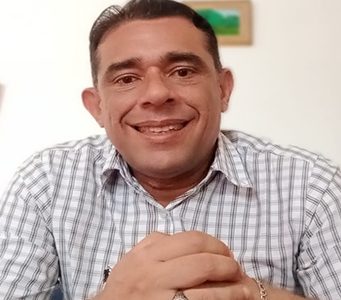 La Peste de la Permanencia: Cómo la Reelección Indefinida nos intenta robar el Futuro