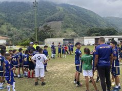 Escuela de Fútbol FIS Zea integra a niños y representantes afectados en La Guaira