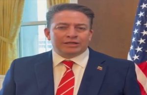 Alcalde Gustavo Duque llega a la Casa Blanca para reafirmar su apoyo al plan de tres fases de EE.UU